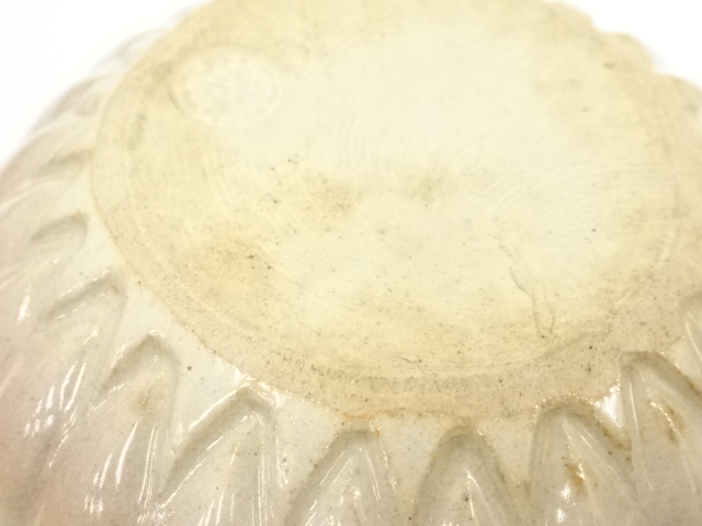  萩焼　十二代　田原陶兵衛造　菊建水（共箱）